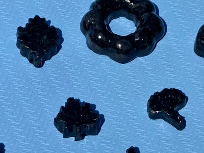 Hand-Sculpted Mixed Clay Motifs – Resin-Coated Charm Set (6 Pieces)